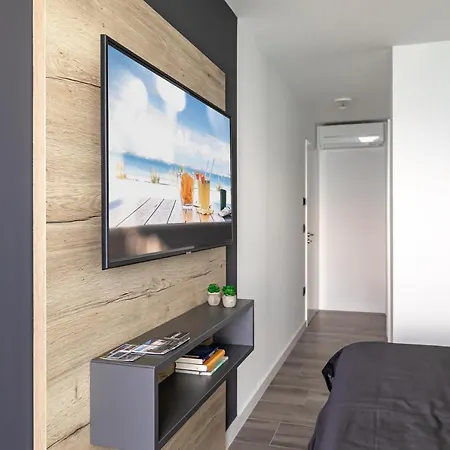 Infinity - Luxurious Seaview With Enchanting Pool * 卡利