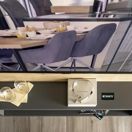 Infinity - Luxurious Seaview With Enchanting Pool *