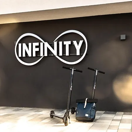 Infinity - Luxurious Seaview With Enchanting Pool 别墅 卡利