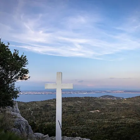 Infinity - Luxurious Seaview With Enchanting Pool * 卡利