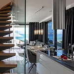Infinity - Luxurious Seaview With Enchanting Pool 别墅