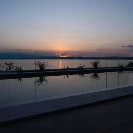 فيلة Infinity - Luxurious Seaview With Enchanting Pool كالي