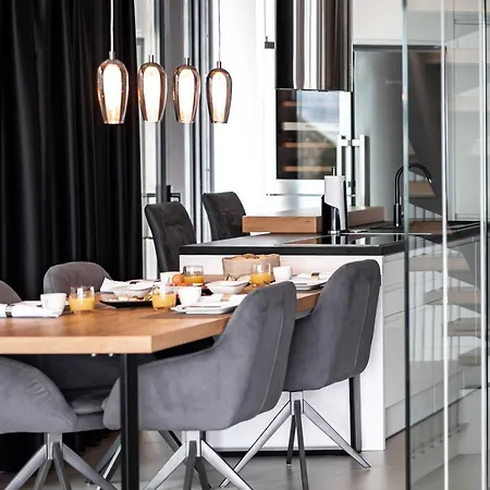 Infinity - Luxurious Seaview With Enchanting Pool Kali