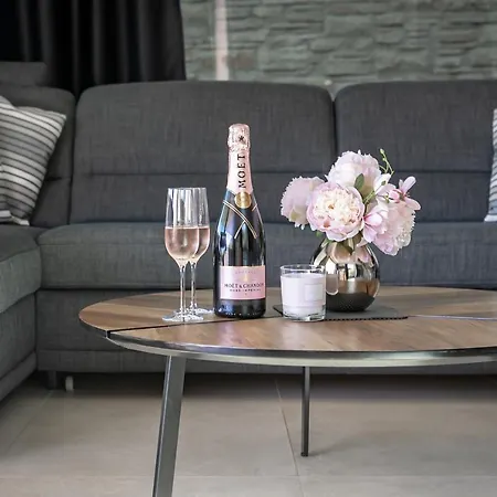 Villa Infinity - Luxurious Seaview With Enchanting Pool Kali