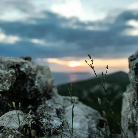 Infinity - Luxurious Seaview With Enchanting Pool Kali