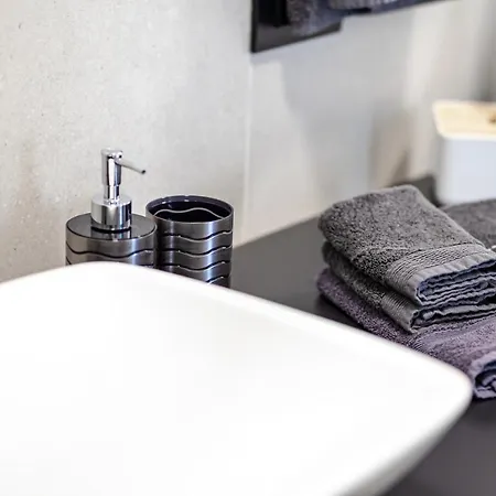 Villa Infinity - Luxurious Seaview With Enchanting Pool Kali