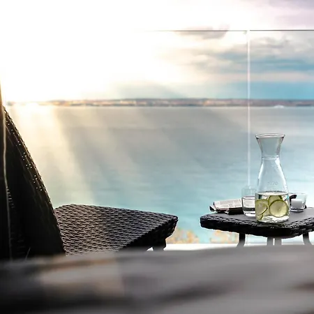 Infinity - Luxurious Seaview With Enchanting Pool فيلة *