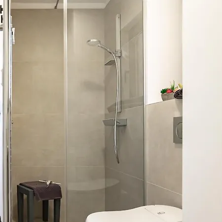 Infinity - Luxurious Seaview With Enchanting Pool