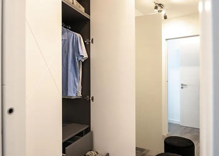 Infinity - Luxurious Seaview With Enchanting Pool *