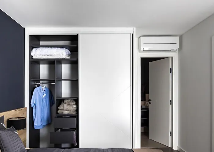 Infinity - Luxurious Seaview With Enchanting Pool Kali