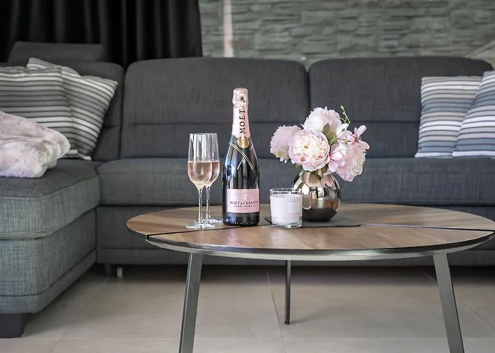 Willa Infinity - Luxurious Seaview With Enchanting Pool Kali