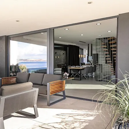 Villa Infinity - Luxurious Seaview With Enchanting Pool Kali