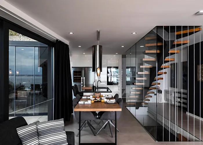 Infinity - Luxurious Seaview With Enchanting Pool Villa Kali