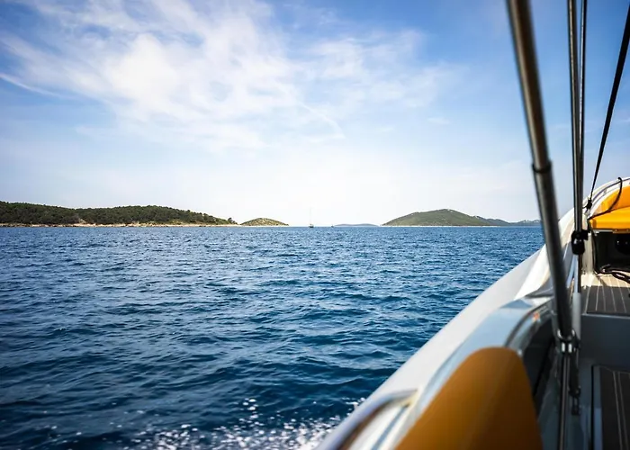 Infinity - Luxurious Seaview With Enchanting Pool *