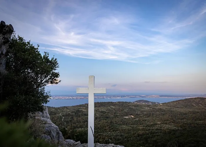 Infinity - Luxurious Seaview With Enchanting Pool * Kali