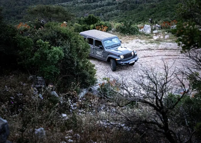 Infinity - Luxurious Seaview With Enchanting Pool Villa Kali